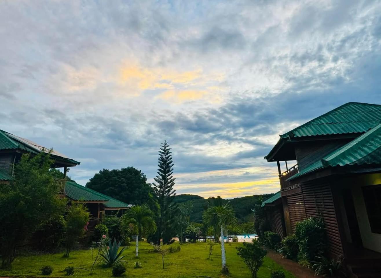 Ratanakiri Paradise Hotel & Restaurant Banlung Luaran gambar
