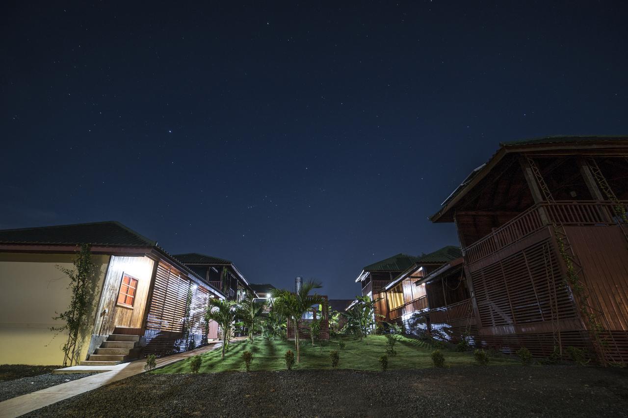 Ratanakiri Paradise Hotel & Restaurant Banlung Luaran gambar